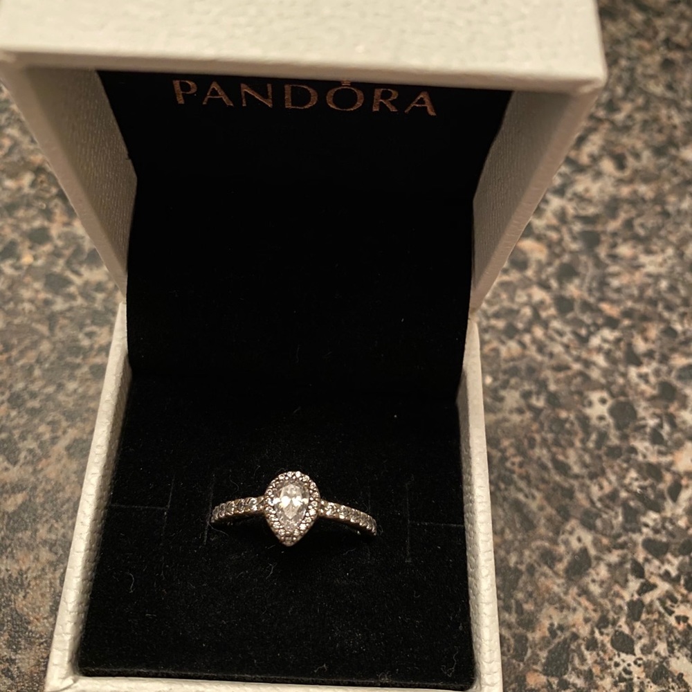 Pandora teardrop ring ✨